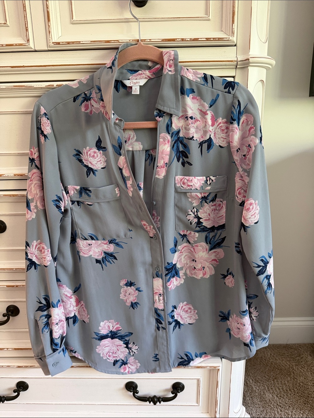 Candie's Gray Floral Button-Down Shirt with Pink Roses